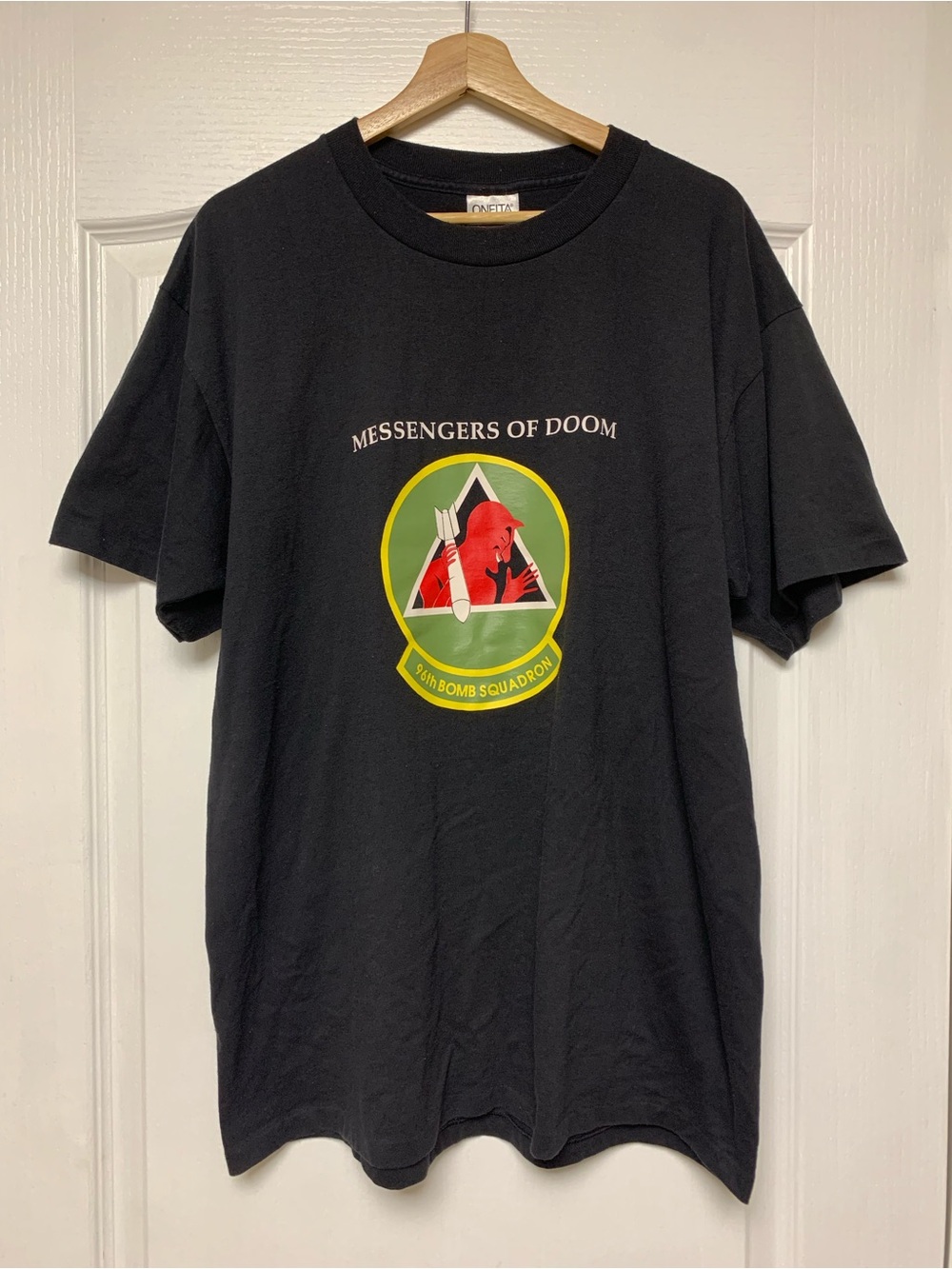 Vintage Army T-Shirt Messengers Of Doom Bomb Squadron